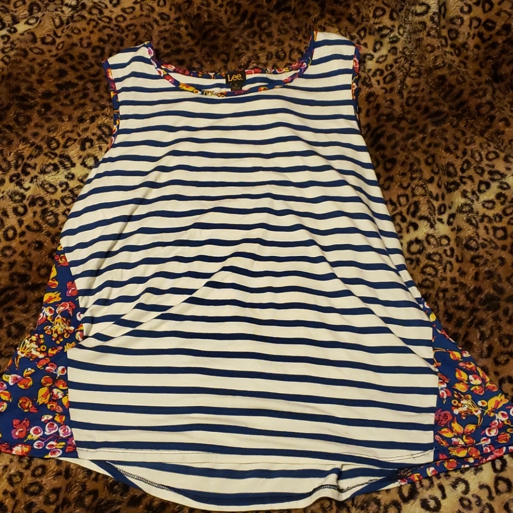 Lee flowy tank